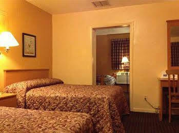 Scottish Inn - Okeechobee Kültér fotó